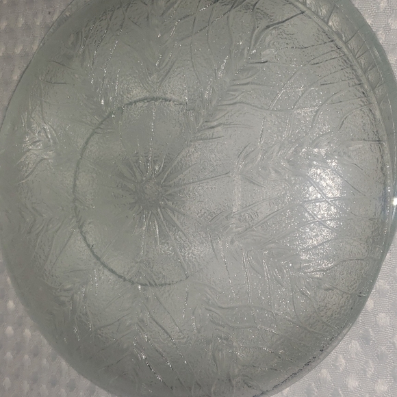 Set of 4 Depression Clear Pressed Glass Saucer Plate Leaves/ Branches Pattern - Picture 3 of 5
